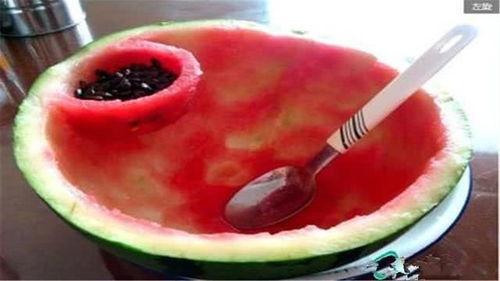 韩国江南吃瓜,揭秘韩国江南区的吃瓜盛事