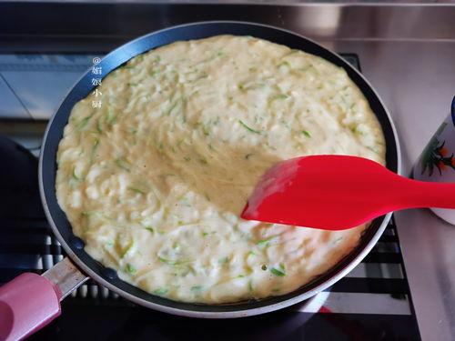 吃瓜吃饼吃米吃面,尽享人间烟火味