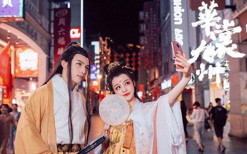 汉服模特吃瓜事件,网络舆论下的文化碰撞与反思