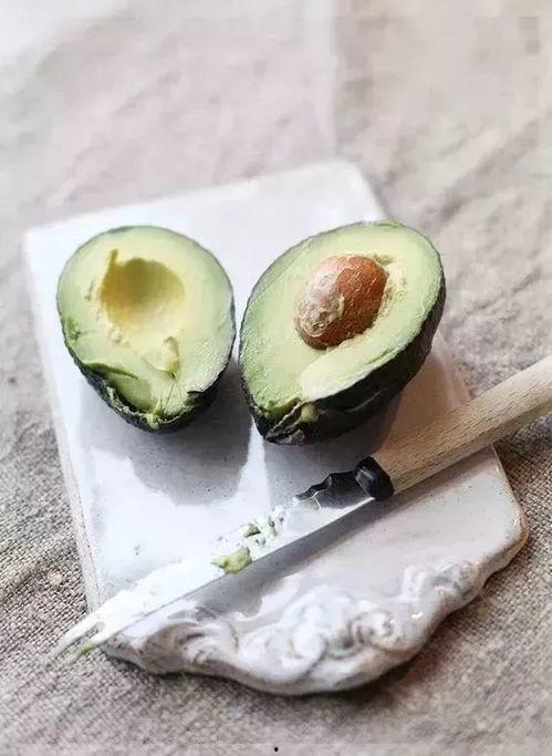 在家无聊晚上吃瓜,揭秘娱乐圈那些鲜为人知的幕后故事